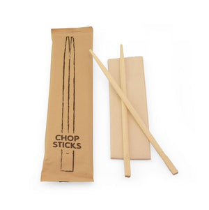 Set bamboe eetstokjes 210mm met servet papier, in zakje papier